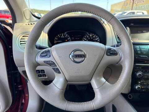 2015 Nissan Pathfinder Platinum