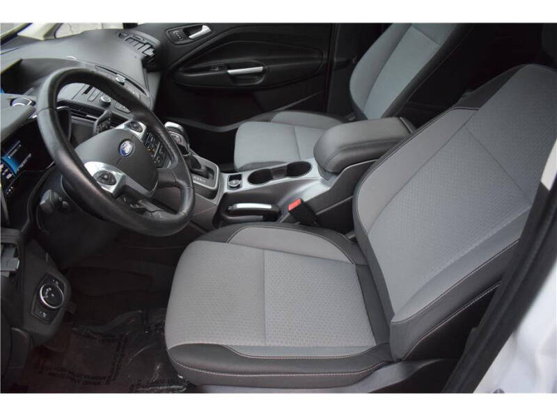 2017 Ford C-MAX Hybrid SE