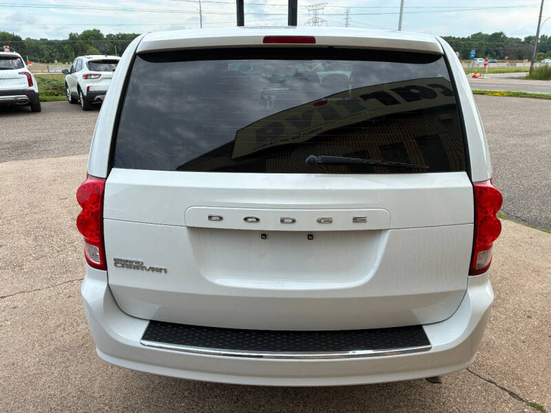 2016 Dodge Grand Caravan American Value Package