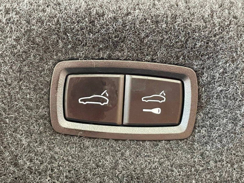 2023 Audi e-tron GT quattro Premium Plus