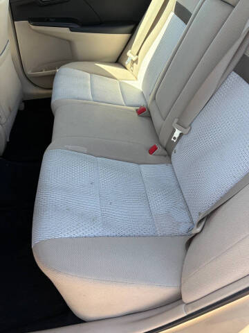 2012 Toyota Camry LE