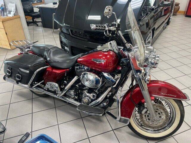 2005 Harley Davidson Road King for sale at Rabeaux's Auto Sales in Lafayette LA
