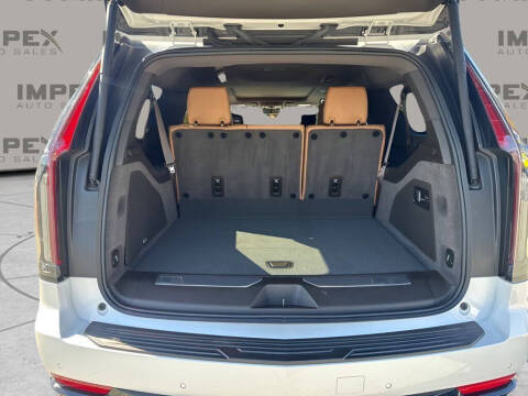 2024 Cadillac Escalade ESV Sport