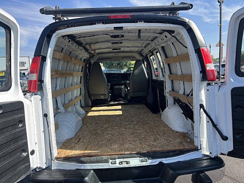 2016 GMC Savana 2500