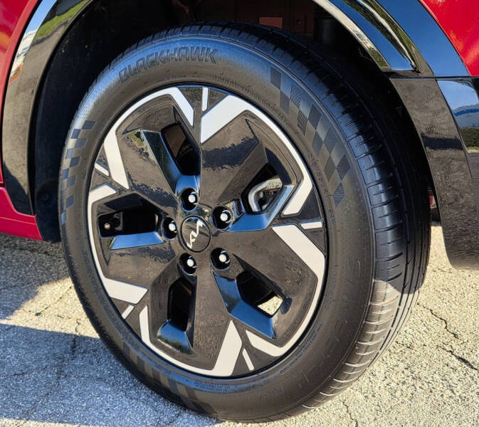 2023 Kia Niro EV Wind