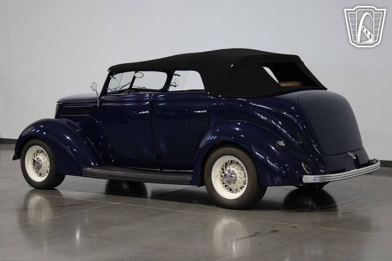 1937 Ford Phaeton