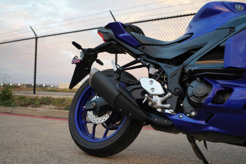 2025 Yamaha YZF-R3 ABS