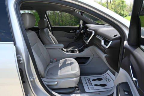 2020 GMC Acadia SLT