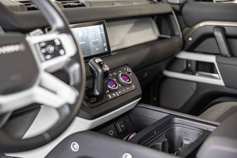 2020 Land Rover Defender 110 HSE