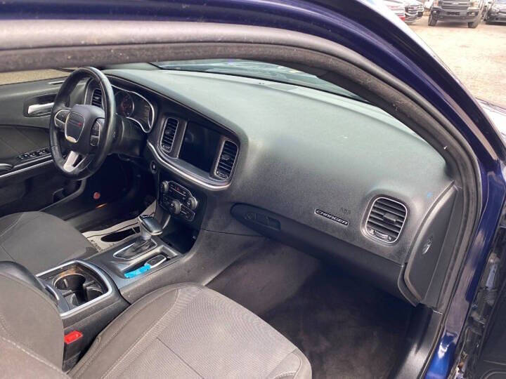 2017 Dodge Charger SXT