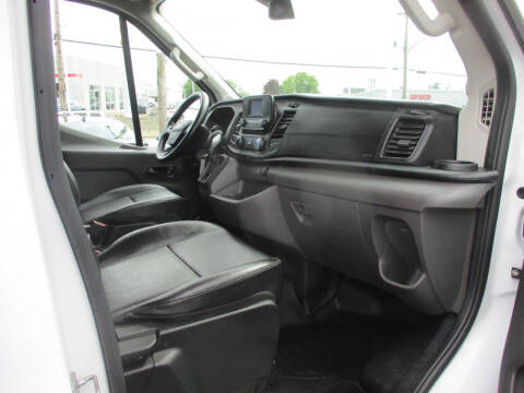 2025 Ford Transit 250