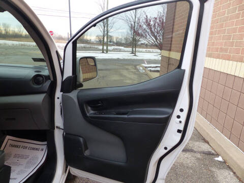 2021 Nissan NV200 SV