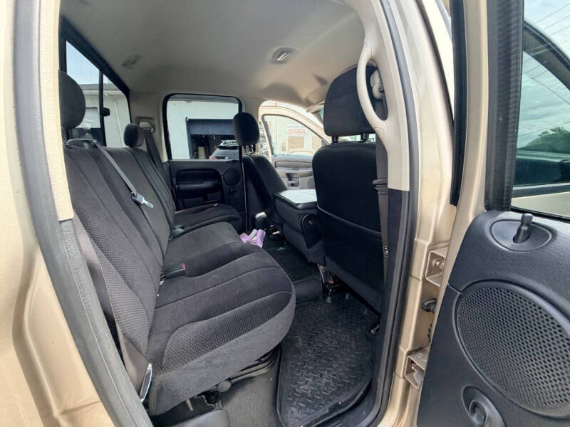 2004 Dodge Ram 2500 SLT