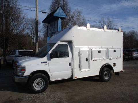 2013 Ford E-Series for sale at PENDLETON PIKE AUTO SALES in Ingalls IN