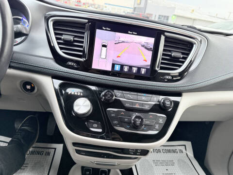 2020 Chrysler Pacifica Hybrid Limited