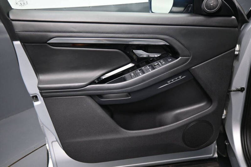 2020 Land Rover Range Rover Evoque SE