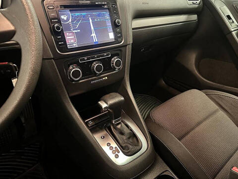 2010 Volkswagen Golf 2.5L PZEV