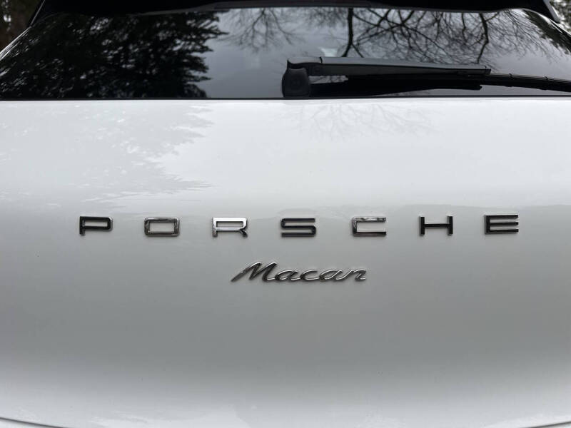 2018 Porsche Macan