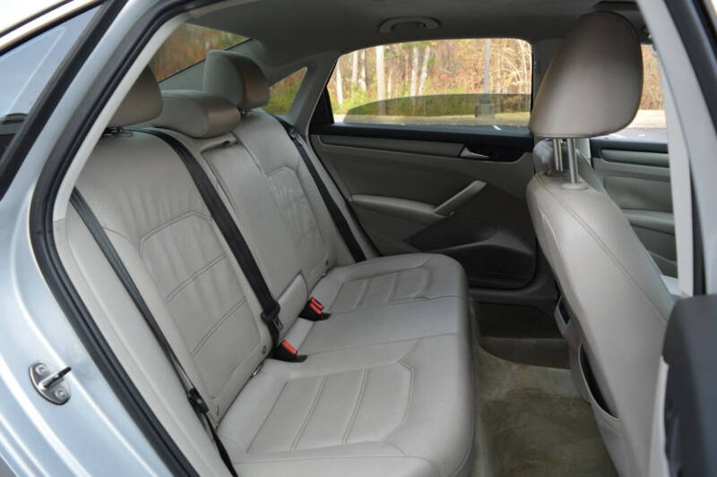 2014 Volkswagen Passat 2.0L TDI SE