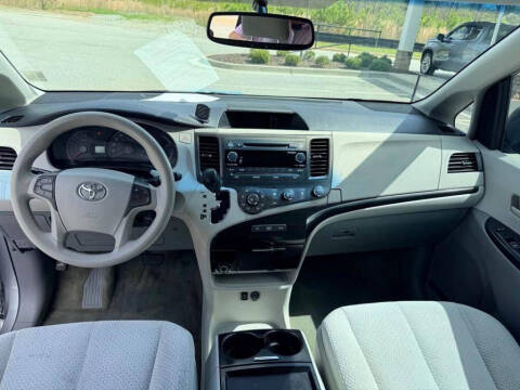 2011 Toyota Sienna