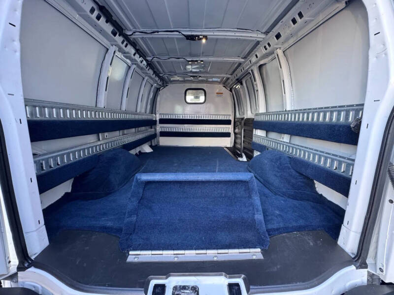 2019 Chevrolet Express 2500