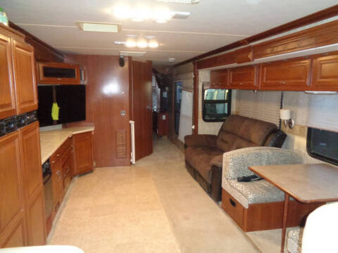 2008 Freightliner XCS Chassis