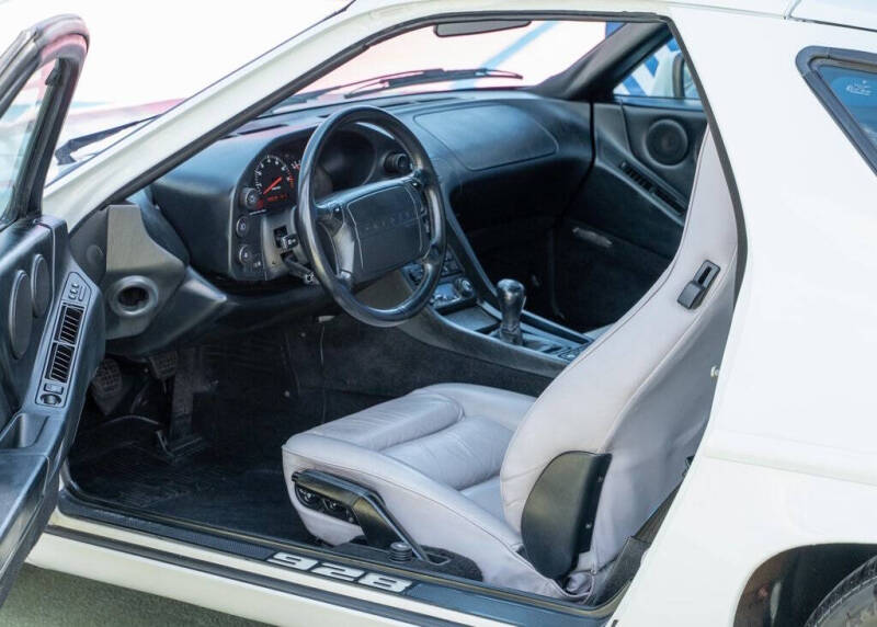 1991 Porsche 928