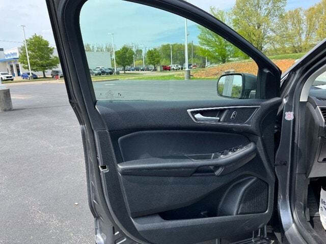2023 Ford Edge 23