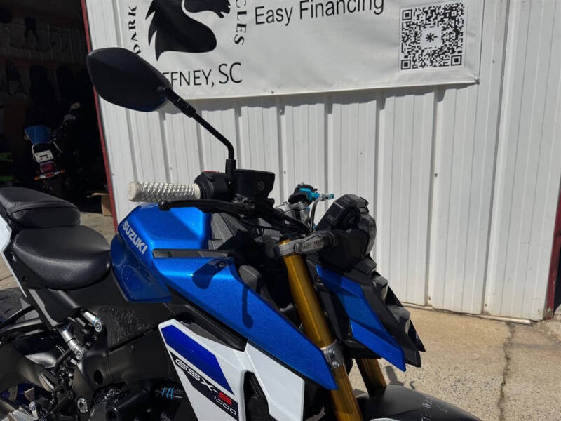 2024 Suzuki GSX-S1000