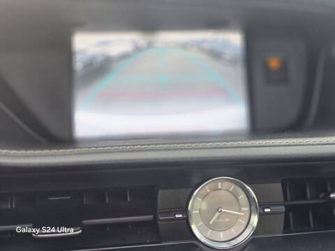 2013 Lexus ES 300h
