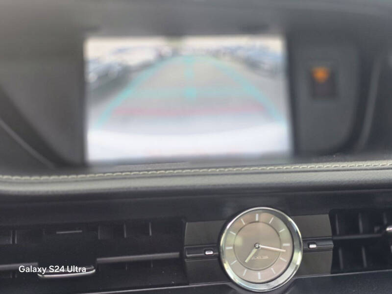 2013 Lexus ES 300h