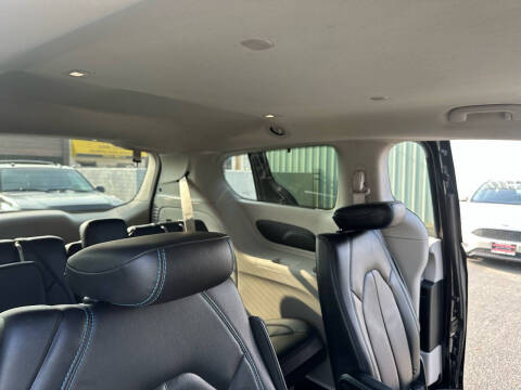 2021 Chrysler Pacifica Touring L