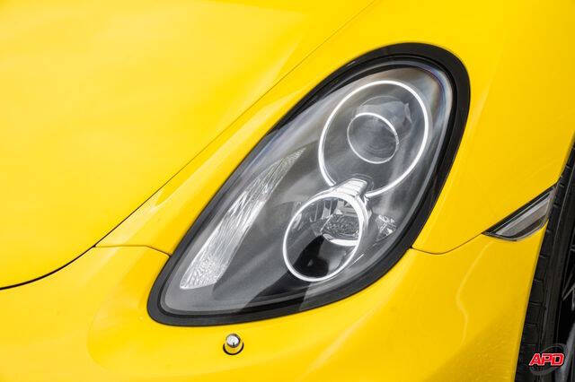 2016 Porsche Cayman