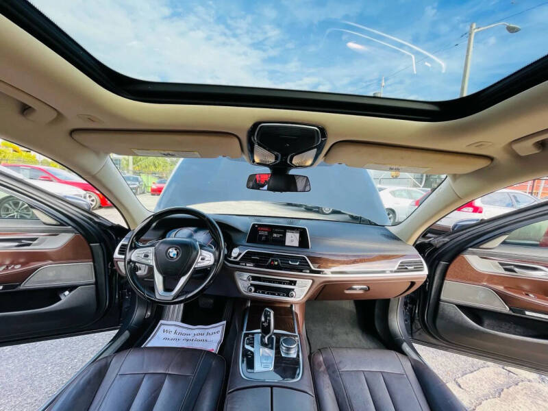 2018 BMW 7 Series 740i