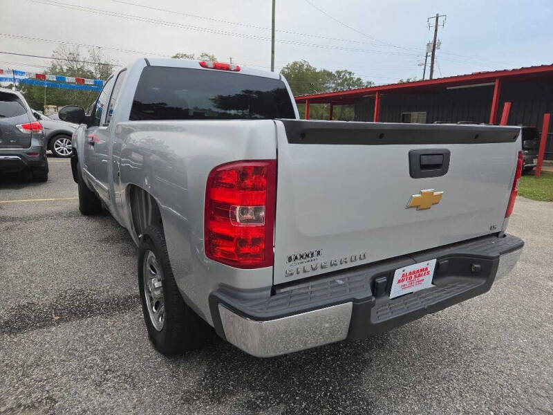 2013 Chevrolet Silverado 1500 LS photo 2