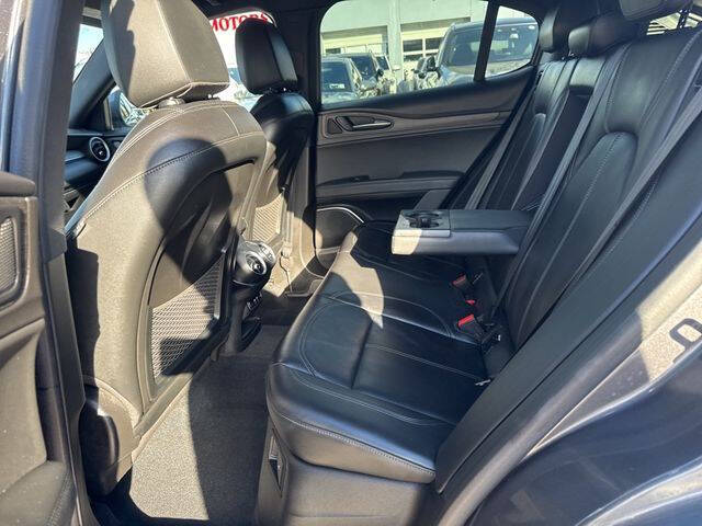 2023 Alfa Romeo Stelvio Ti