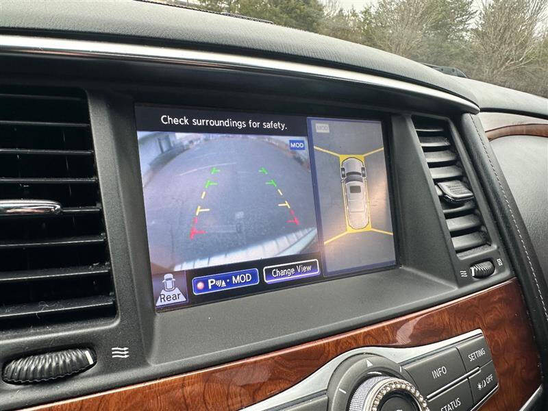 2017 Infiniti QX80