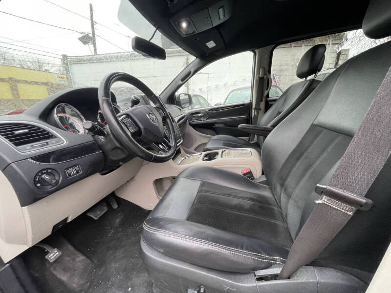 2016 Dodge Grand Caravan SXT