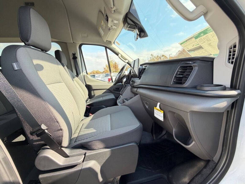 2025 Ford Transit