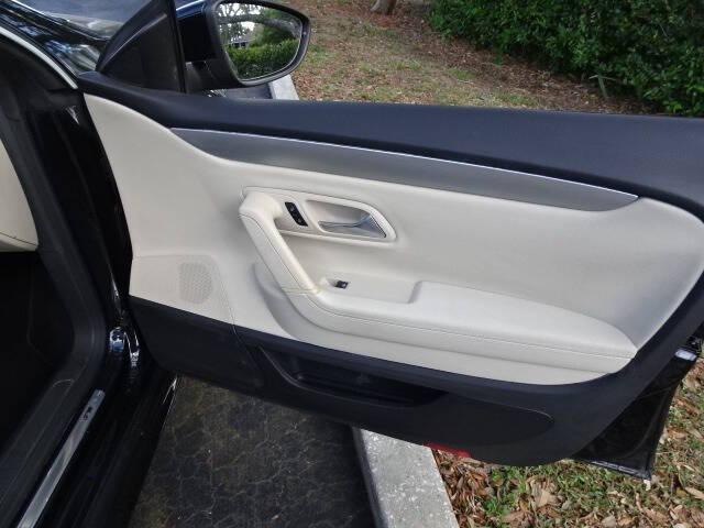 2012 Volkswagen CC R-Line