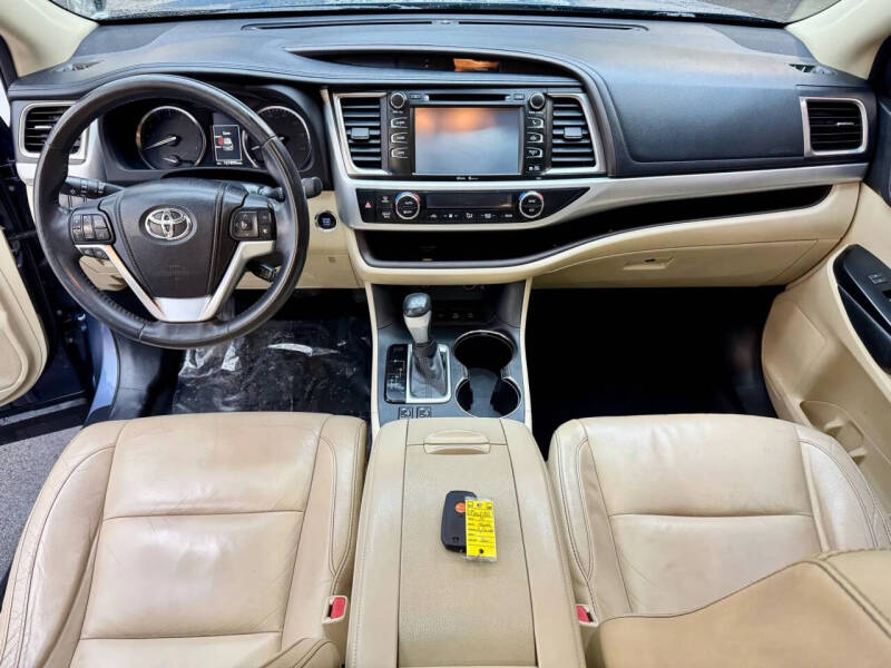 2014 Toyota Highlander XLE