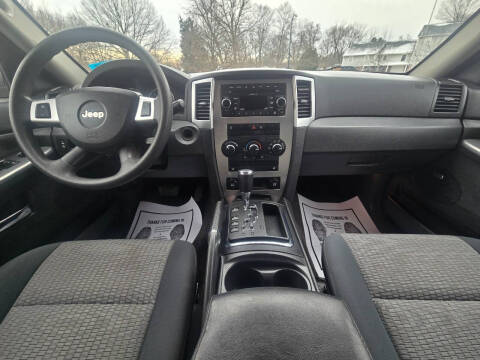 2010 Jeep Grand Cherokee Laredo