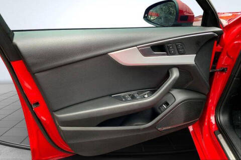 2017 Audi A4 2.0T quattro Premium Plus