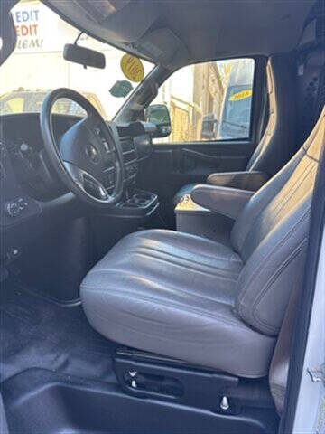 2019 Chevrolet Express 2500