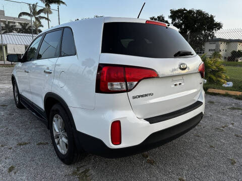 2015 Kia Sorento LX