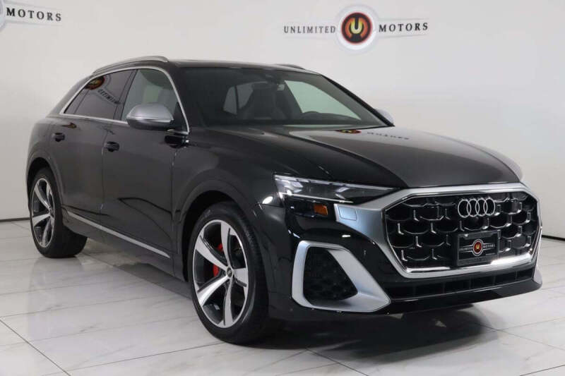 2024 Audi SQ8 4.0T quattro Premium Plus