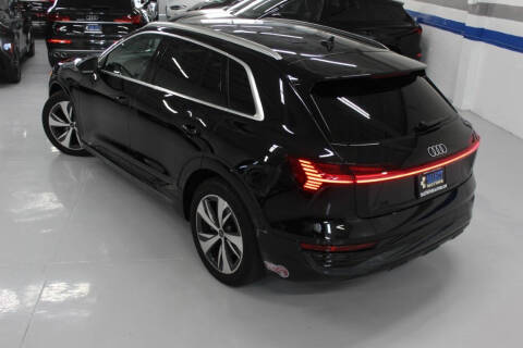 2024 Audi Q8 e-tron quattro Premium