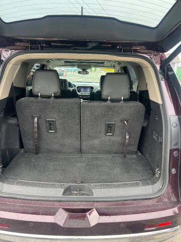 2017 GMC Acadia Denali