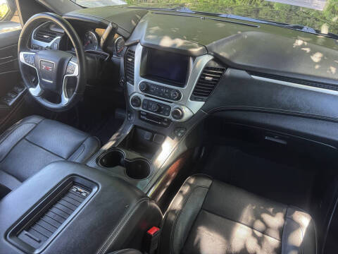 2017 GMC Yukon SLT
