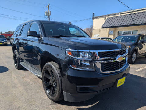 2018 Chevrolet Tahoe for sale at Reliable Auto LLC in Manchester NH